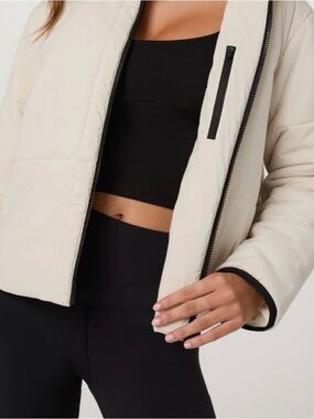 Vuori Womens insulated Venture jacket-Bone